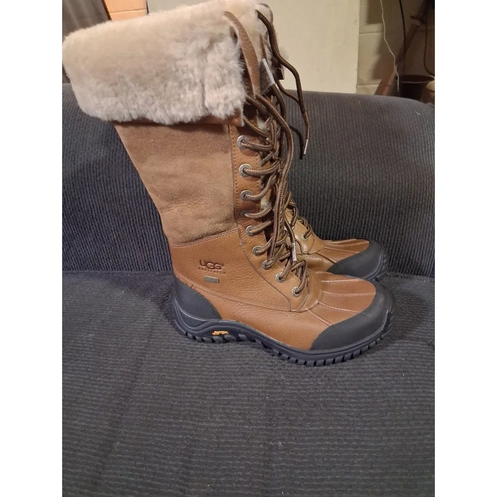 UGG Adirondack Tall III‎ Chestnut Leather Fur Boots Womens Size 5 -NIB-